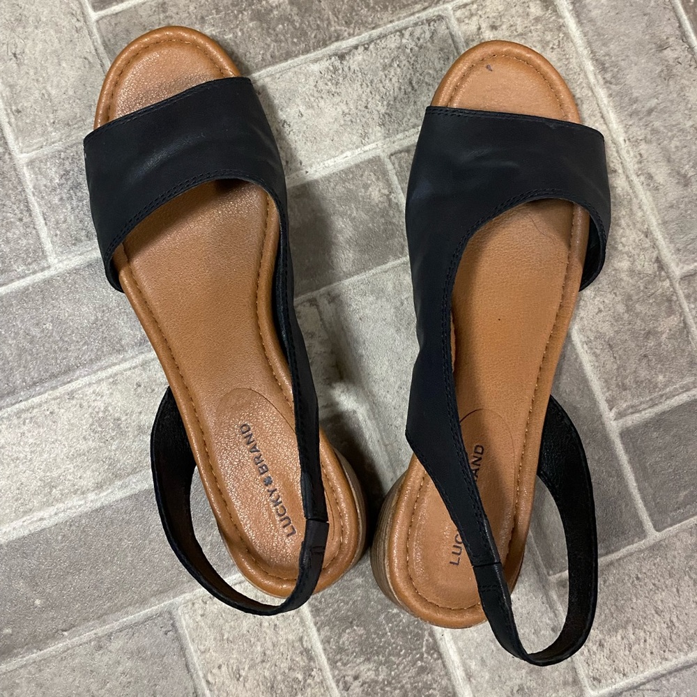 Lucky Brand peeptoe slingbacks size 11